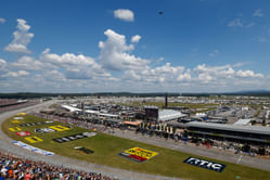 Is there a NASCAR race today? 2025 YellaWood 500 Schedule, Start Time & TV Channel for Cup Series
