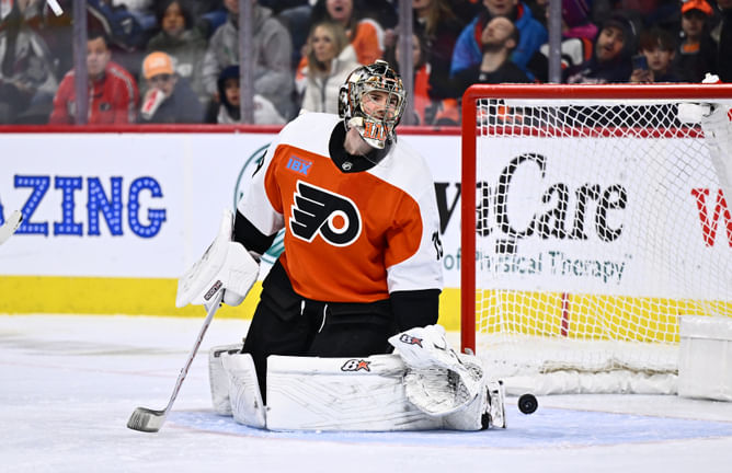 NHL analyst sides with VGK players for backing Carter Hart after sexual assault acquittal; urges others to 'read the judge’s verdict'