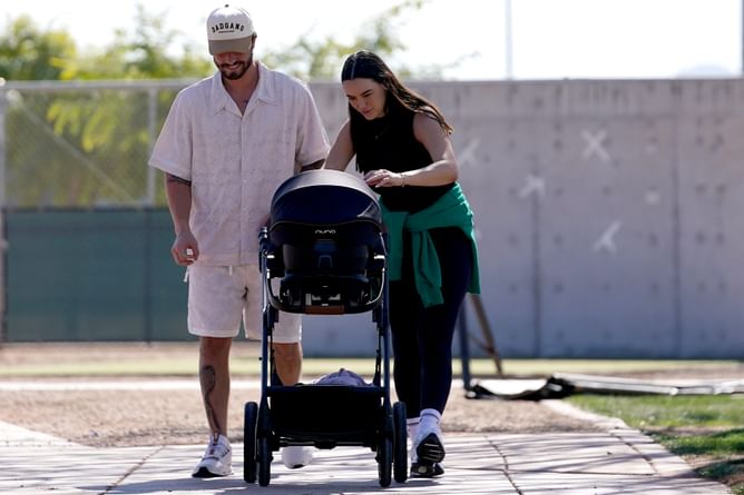 Jonathan India's wife Daniella soaks up the sun in printed bikini during romantic lake outing with Royals star