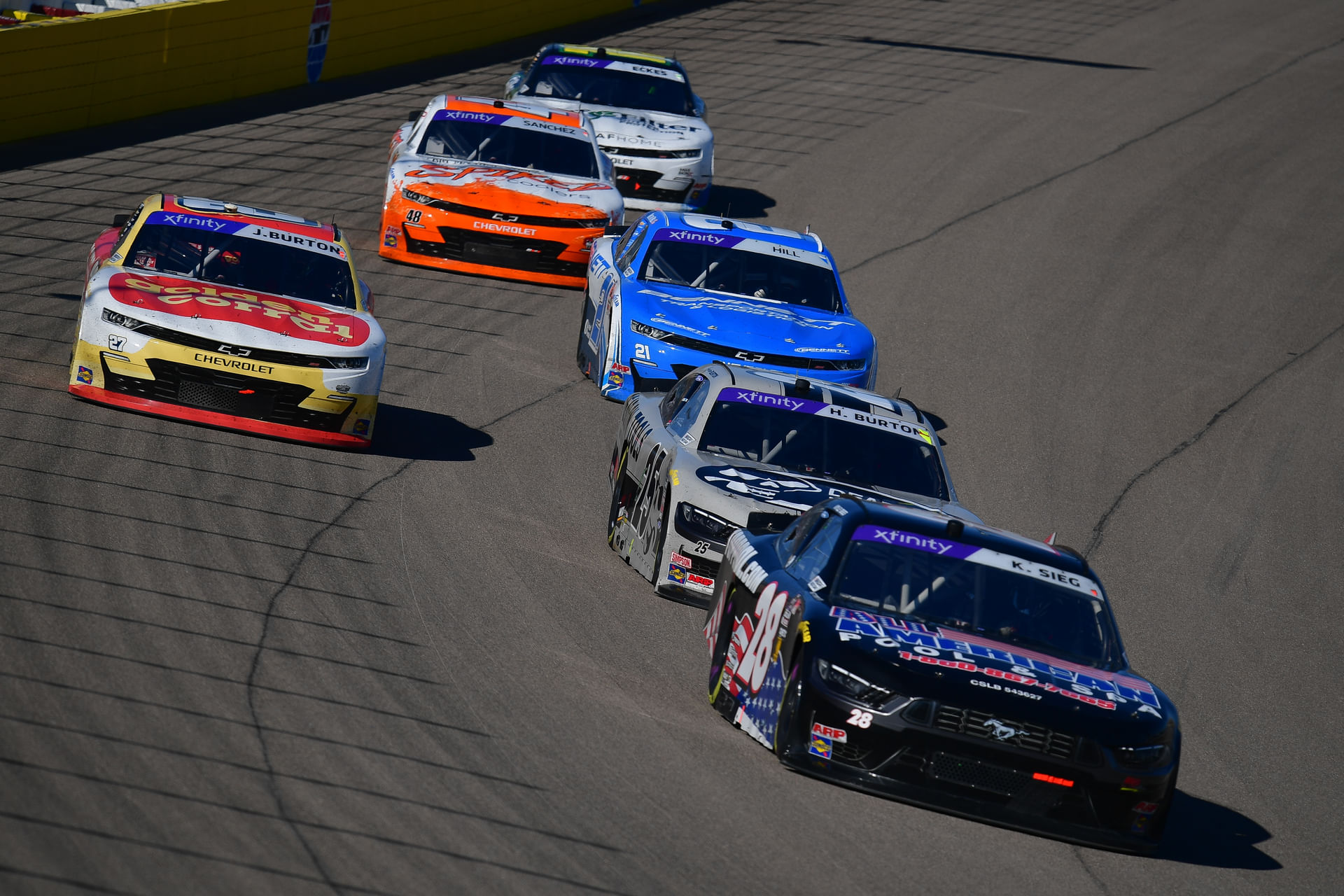 Pilotos da NASCAR Xfinity Series Competirão por Mais de $1,6 Milhão em Las Vegas!