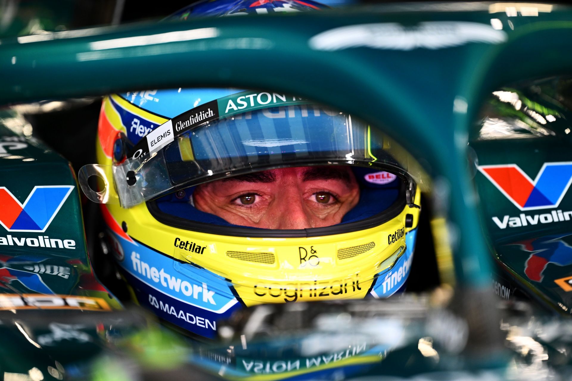 Aston Martin&#039;s Fernando Alonso at the FP1 session for the 2025 F1 Grand Prix of Singapore - Source: Getty