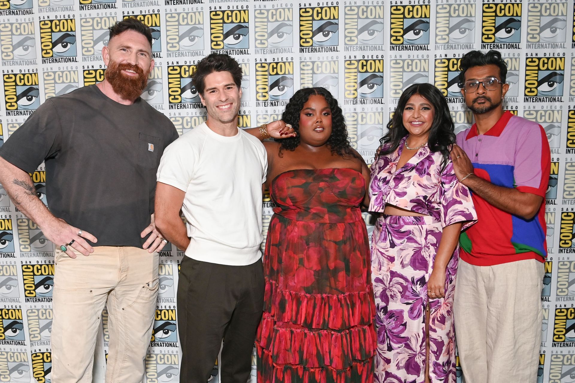 Punam Patel (second from right) with the cast of Ghosts at the San Diego Comic Con (Image via Getty)