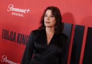 Annabella Sciorra plays Joanne Manfredi, Dwight’s sister (Image via Getty)