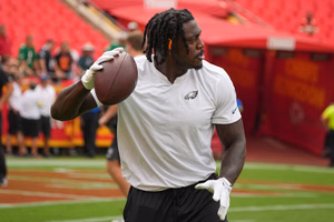 "Think about how much worse it could be": NFL insider spells doom for A.J. Brown if Eagles GM Howie Roseman trades $96,000,000 WR