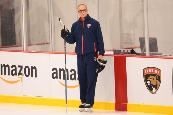 HC Paul Maurice gives his two cents on game misconducts and brawl-filled Panthers vs Lightning preseason game