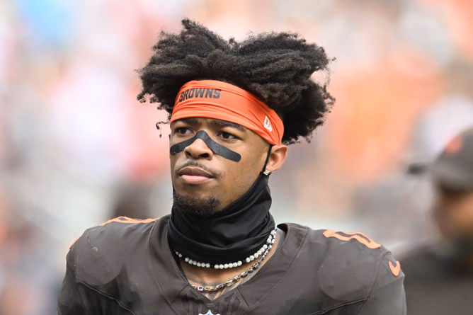 Greg Newsome shares 5-word message for Browns fans after being traded to Jaguars
