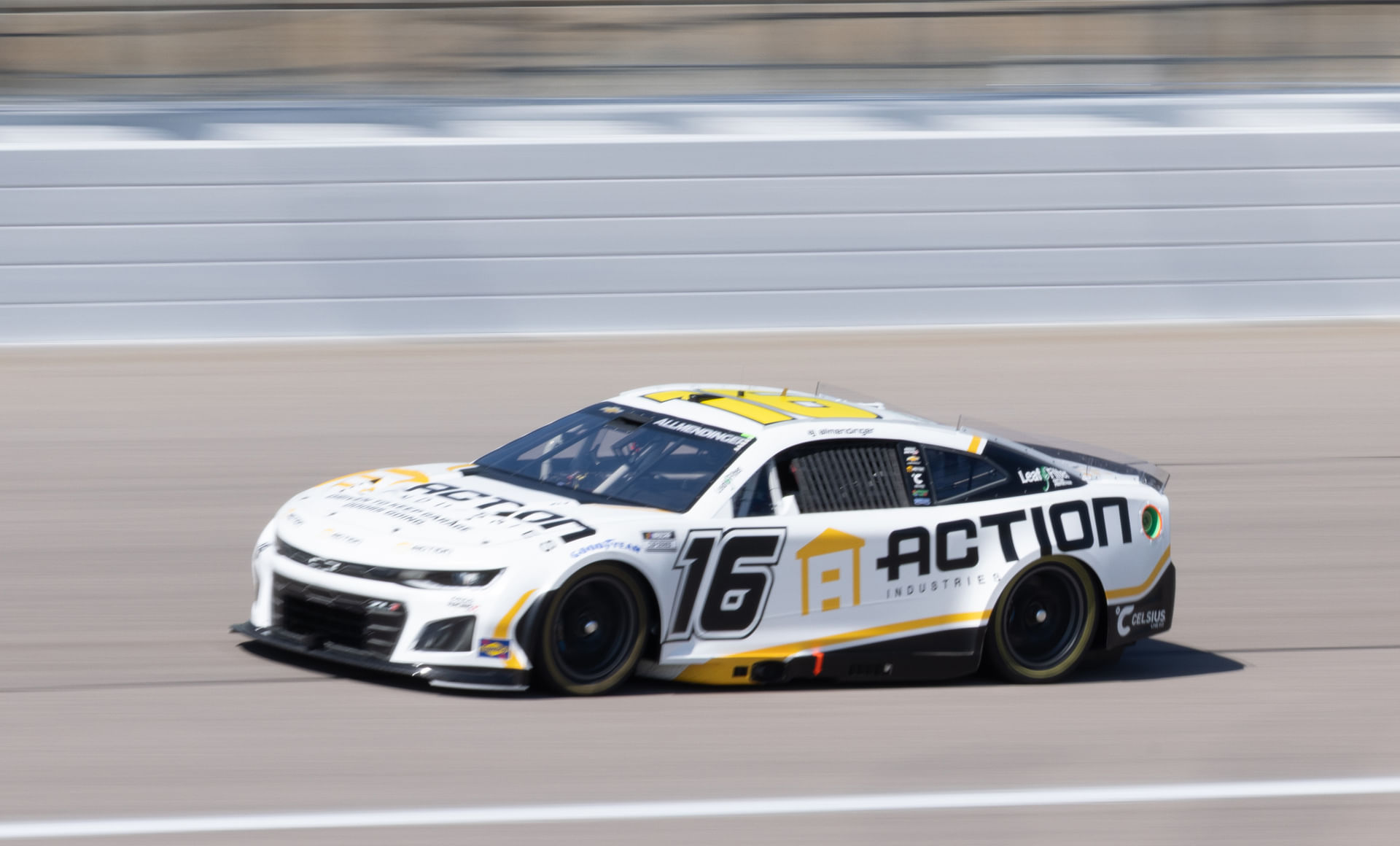 AJ Allmendinger drives the #16 Chevrolet Camaro for Kaulig Racing - Source: Imagn