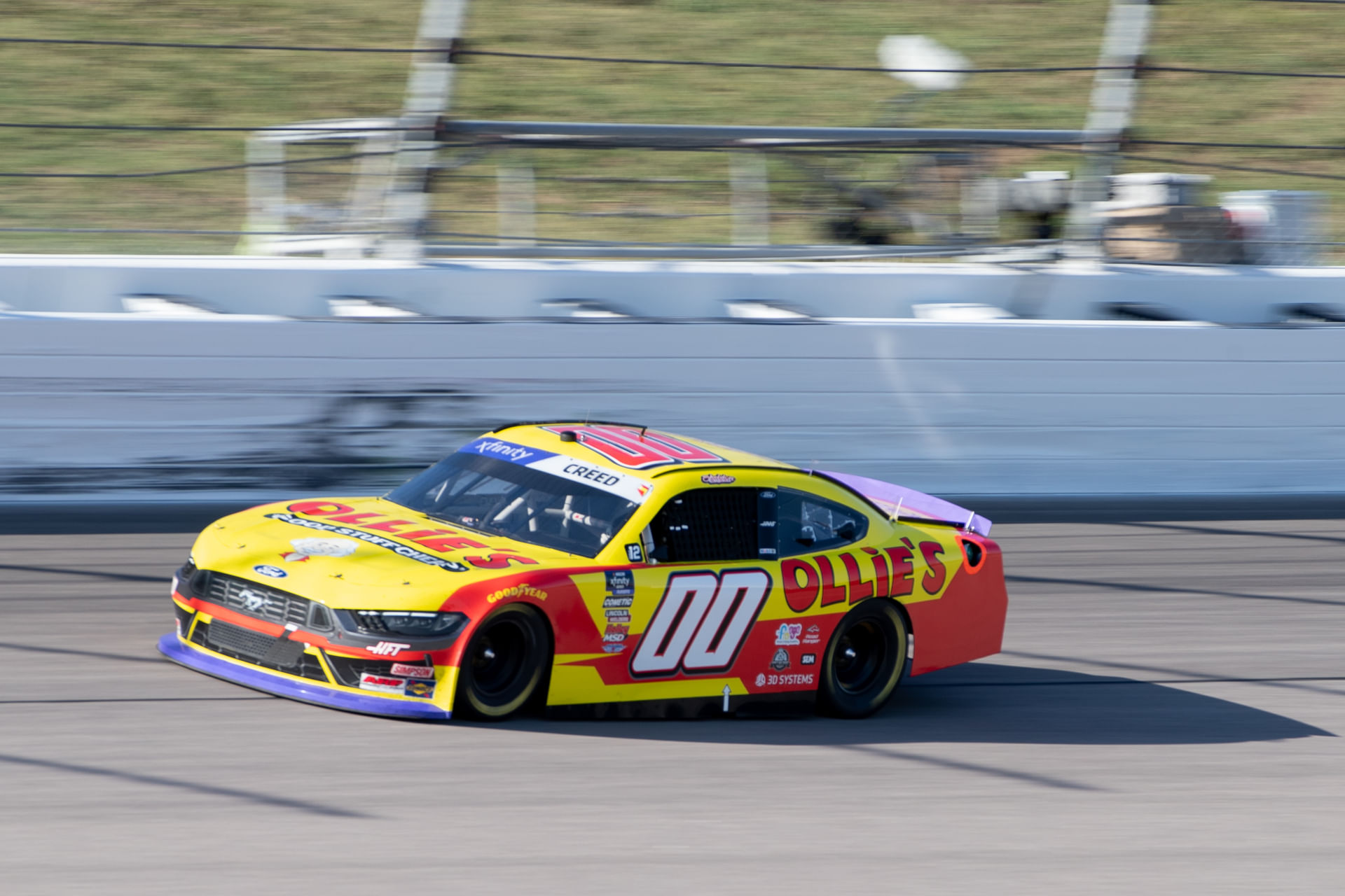 Sheldon Creed drives the #00 Ford Mustang for Haas Factory Team - Source: Imagn