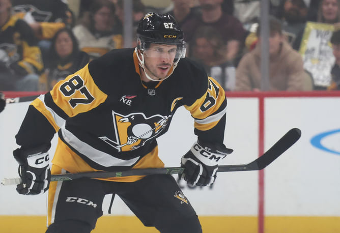Sidney Crosby discusses Olympics, recent trade rumors in candid chat with former teammate Colby Armstrong