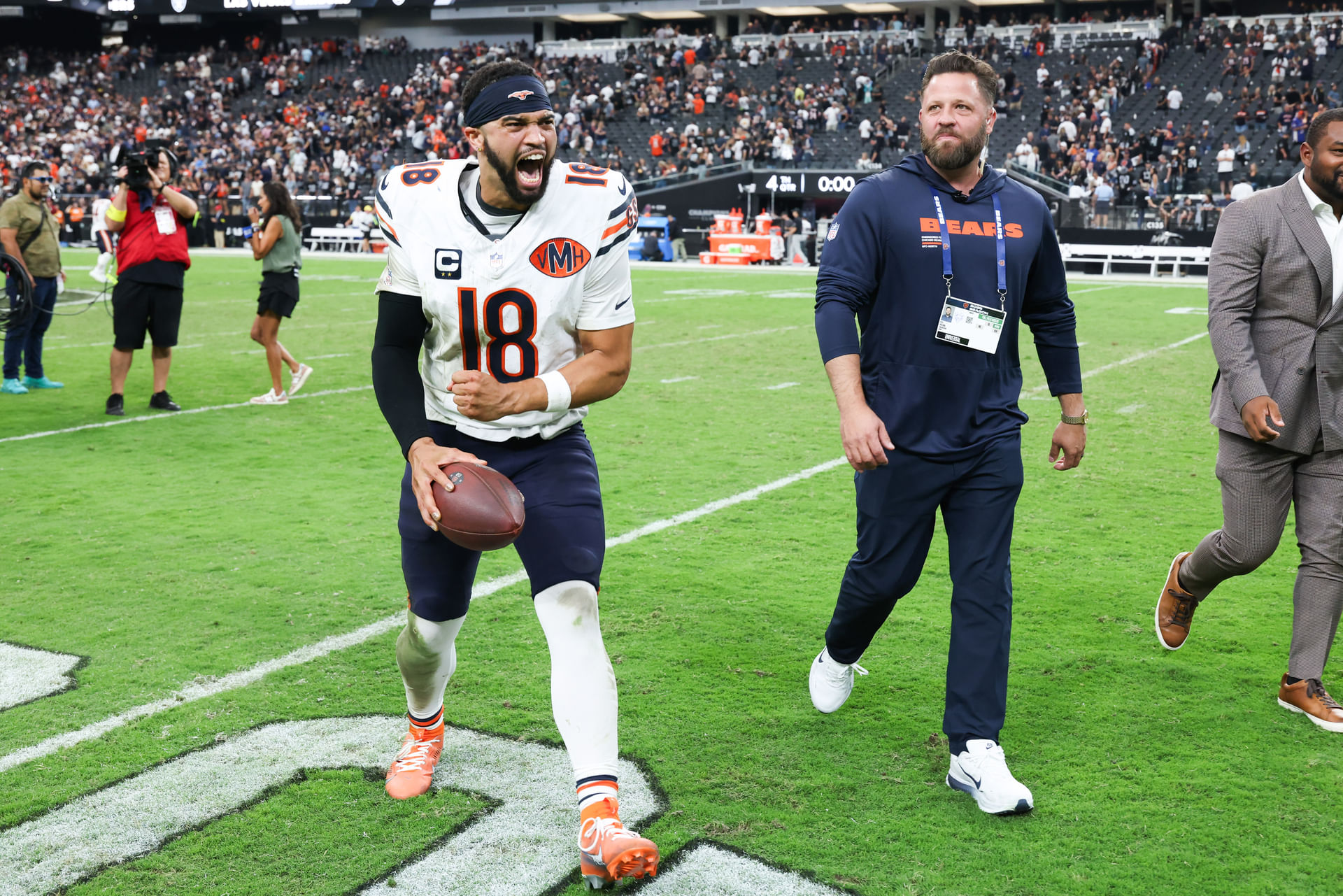 NFL: Chicago Bears at Las Vegas Raiders - Source: Imagn