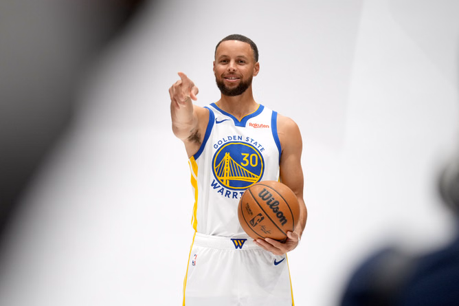 Is Steph Curry playing tonight against Lakers? Warriors superstar's status for preseason opener confirmed (Oct. 5)