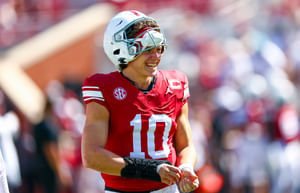 CFB analyst spells doom for Oklahoma taking on Texas amid John Mateer's questionable availability for Red River shootout