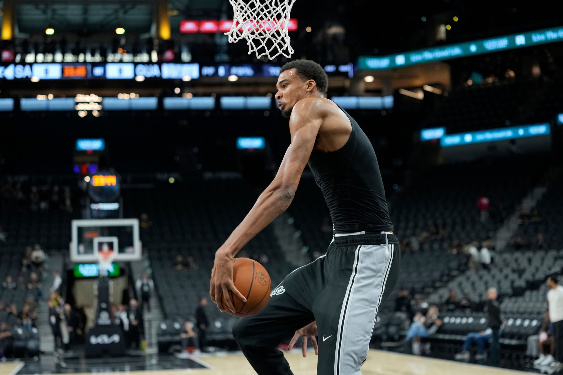 NBA: Guangzhou Loong-Lions at San Antonio Spurs - Source: Imagn