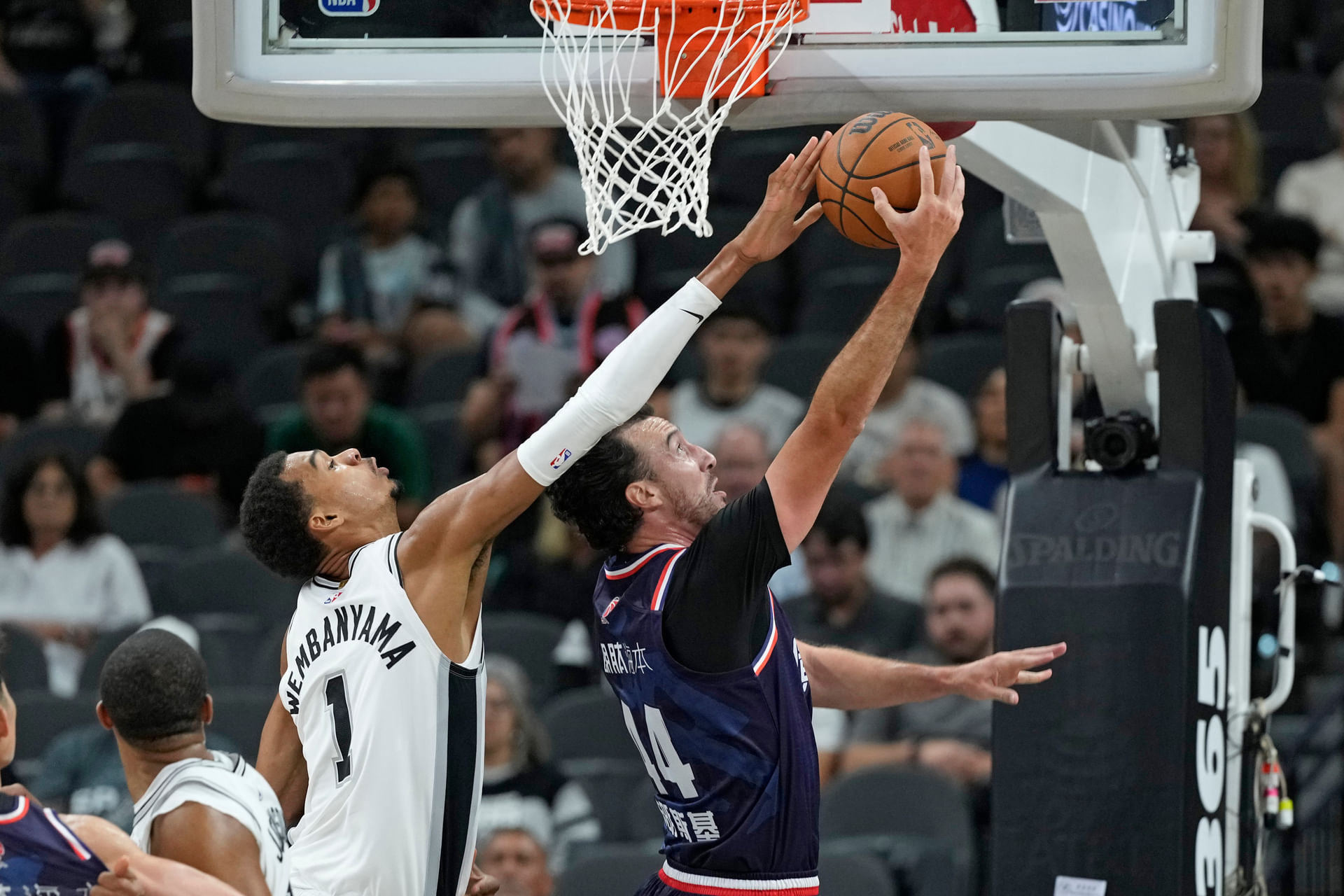 NBA: Guangzhou Loong-Lions at San Antonio Spurs - Source: Imagn