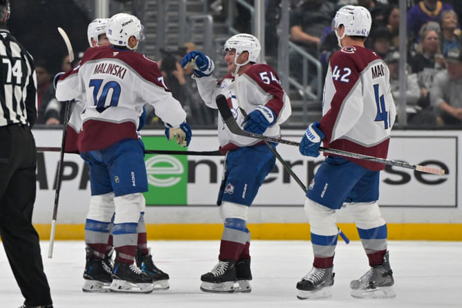3 most impressive Colorado Avalanche players from NHL 2025-26 season opener win over LA Kings ft. Martin Necas
