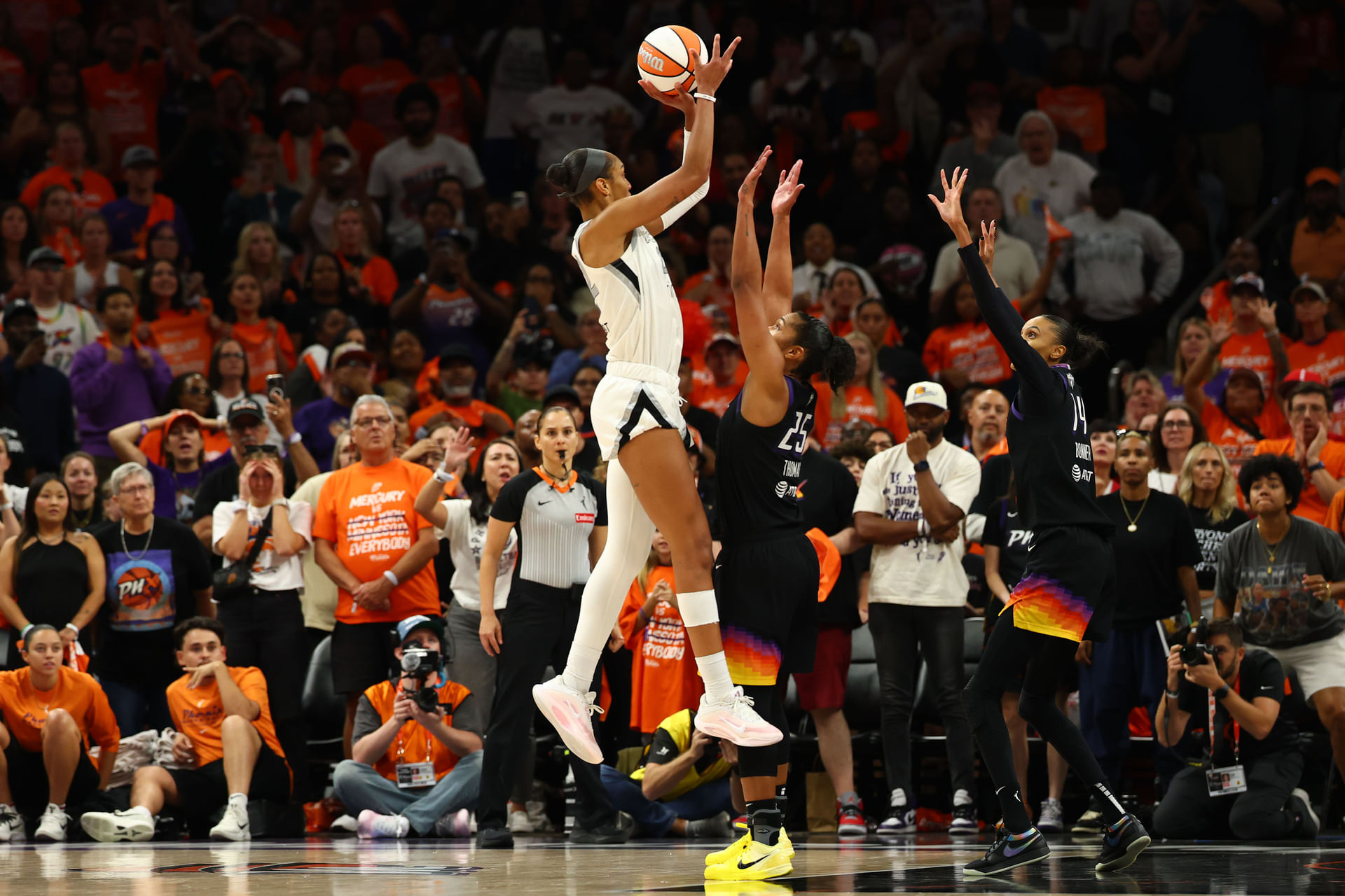 WNBA: Finals-Las Vegas Aces at Phoenix Mercury - Source: Imagn
