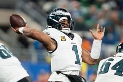 David Bakhtiari claims Jalen Hurts has lost his step as Eagles QB struggles vs. Giants