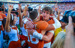 Aaron Rodgers' brother Jordan gives Arch Manning his flowers ahead of Texas' Week 8 showdown against Kentucky