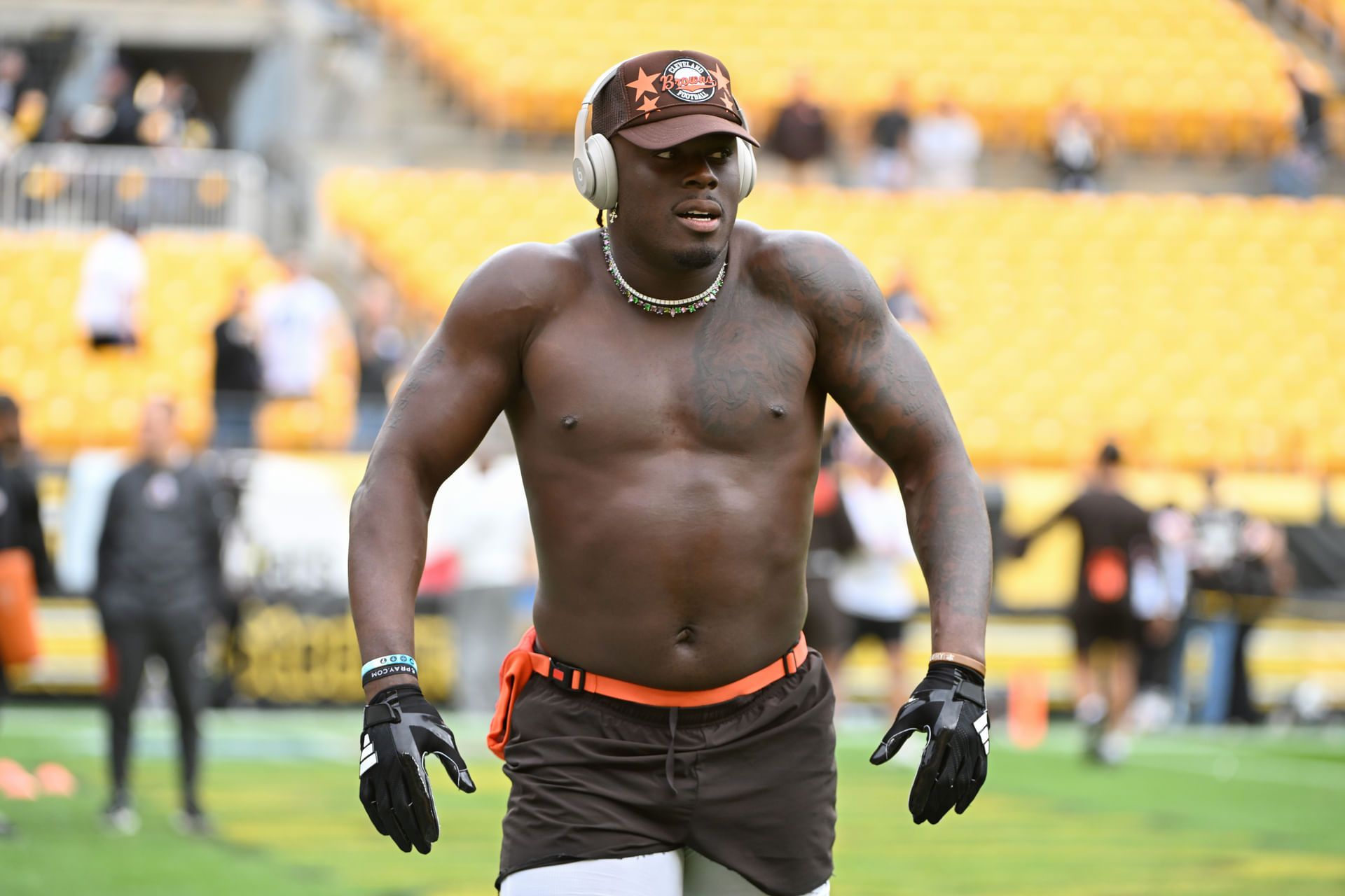 NFL: Cleveland Browns TE David Njoku - Source: Imagn