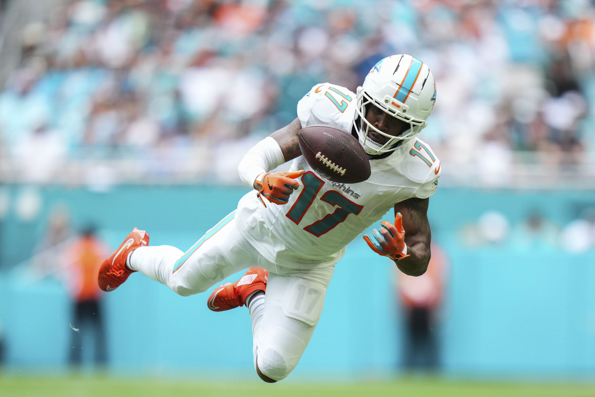 NFL: Los Angeles Chargers at Miami Dolphins - Source: Imagn