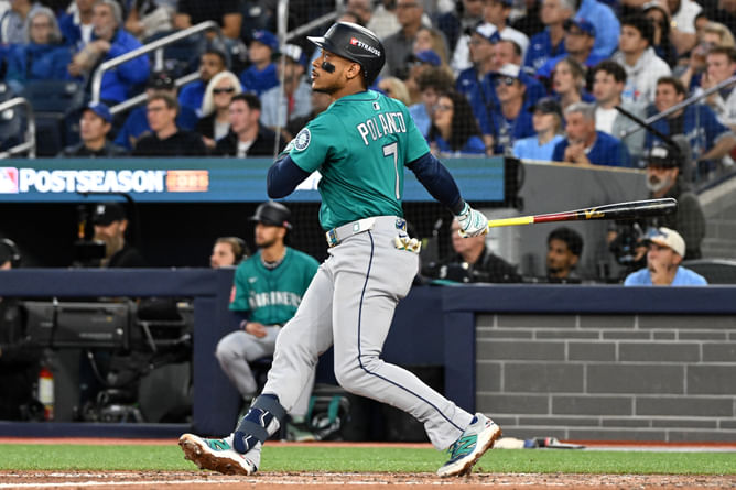 Today’s Best MLB Home Run Prop Bets: Top 4 including Jorge Polanco, Vladimir Guerrero Jr., and more for October 19, 2025