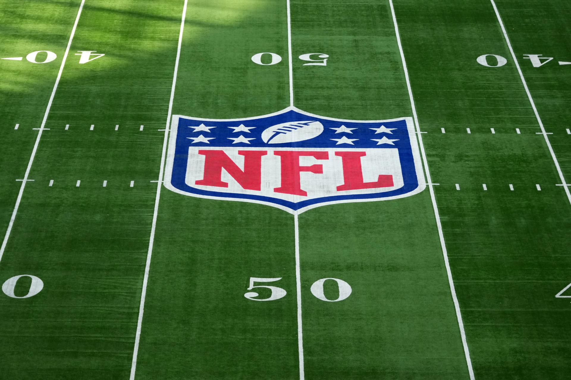 Ex-jogador da NFL Usado em Golpe de Pôquer de US$ 1 Milhão: Escândalo Envolve Jogos Ilegais da NBA!