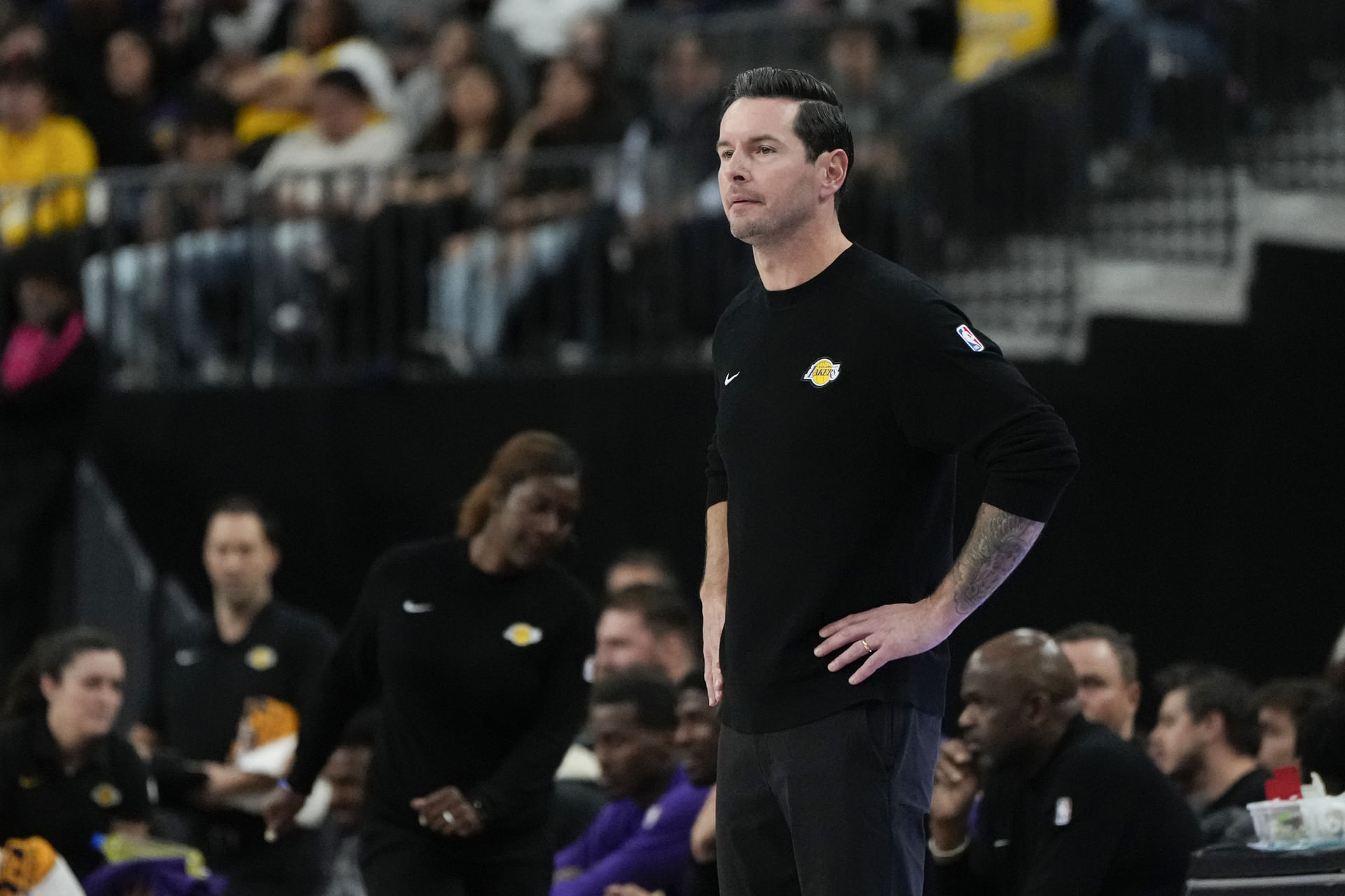 NBA: Preseason-Dallas Mavericks at Los Angeles Lakers - Source: Imagn