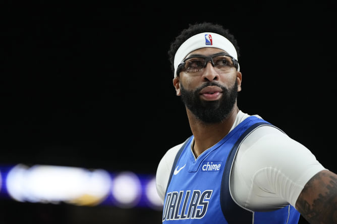 "Looked A Bit Slower" - Stephen A. Smith Sounds The Alarm on Anthony Davis' Future With Mavericks As Victor Wembanyama Cooks Him In Season Opener