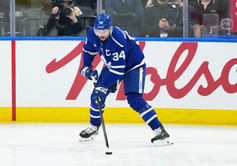 Maple Leafs' Auston Matthew drops 1-word reaction as Blue Jays advances to World Series after three decades