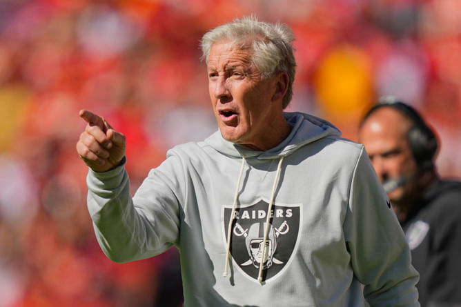 “Send Pete Carroll to retirement home”: Calls mount from fans to fire Raiders HC after 31-0 pounding by Chiefs