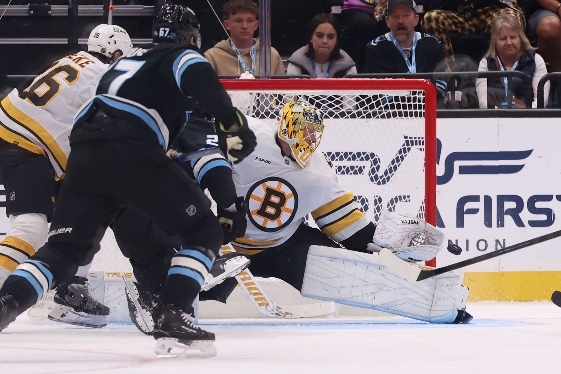3 least impressive Boston Bruins players from 3-2 loss to Utah Mammoth ft. Marat Khusnutdinov