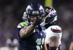 WATCH: Referee swarms in to protect Jaxon Smith-Njigba from mob of angry Texans players during MNF clash