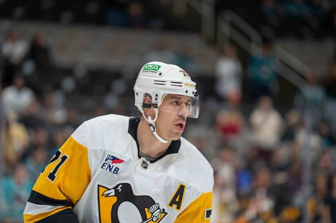 Panthers HC Paul Maurice makes eye-catching Evgeni Malkin remark further fueling trade speculation