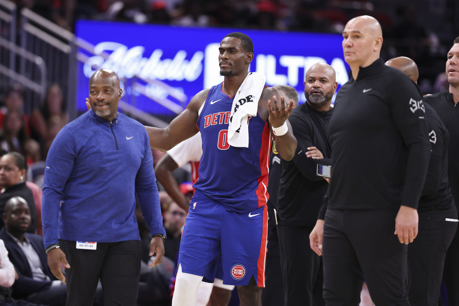 NBA: Detroit Pistons at Houston Rockets - Source: Imagn