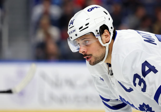 NHL analysts rip into 'ineffective' Auston Matthews following Maple Leafs' disappointing start - "Doesn't work hard"
