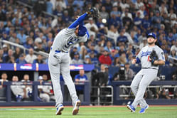 "Dodgers' doing their 2024 Yankees impression" - Fans roast LA star after shocking missed catch in World Series Game 2
