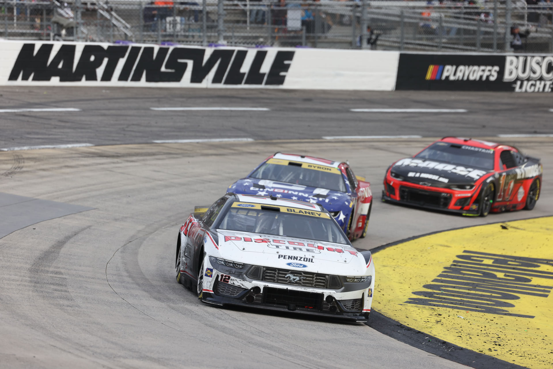 NASCAR: NASCAR Cup Series Playoff Race at Martinsville - Source: Imagn