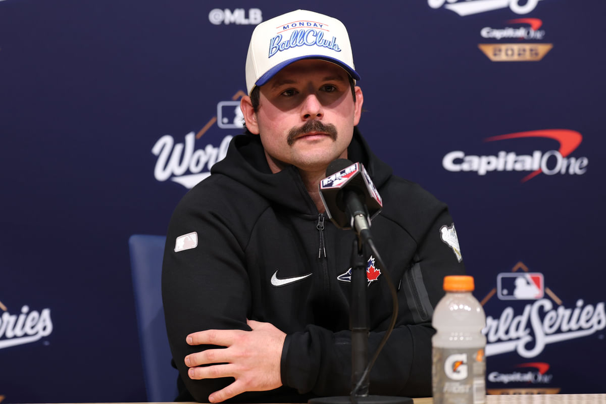 Davis Schneider family affair: Sister Madeline claps back at criticism against his leadoff role; Blue Jays star teases dad about 'dumb' Meta glasses