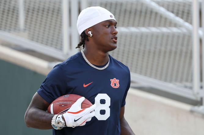 Cam Coleman injury update: Major setback for Hugh Freeze after Auburn WR limps off the field