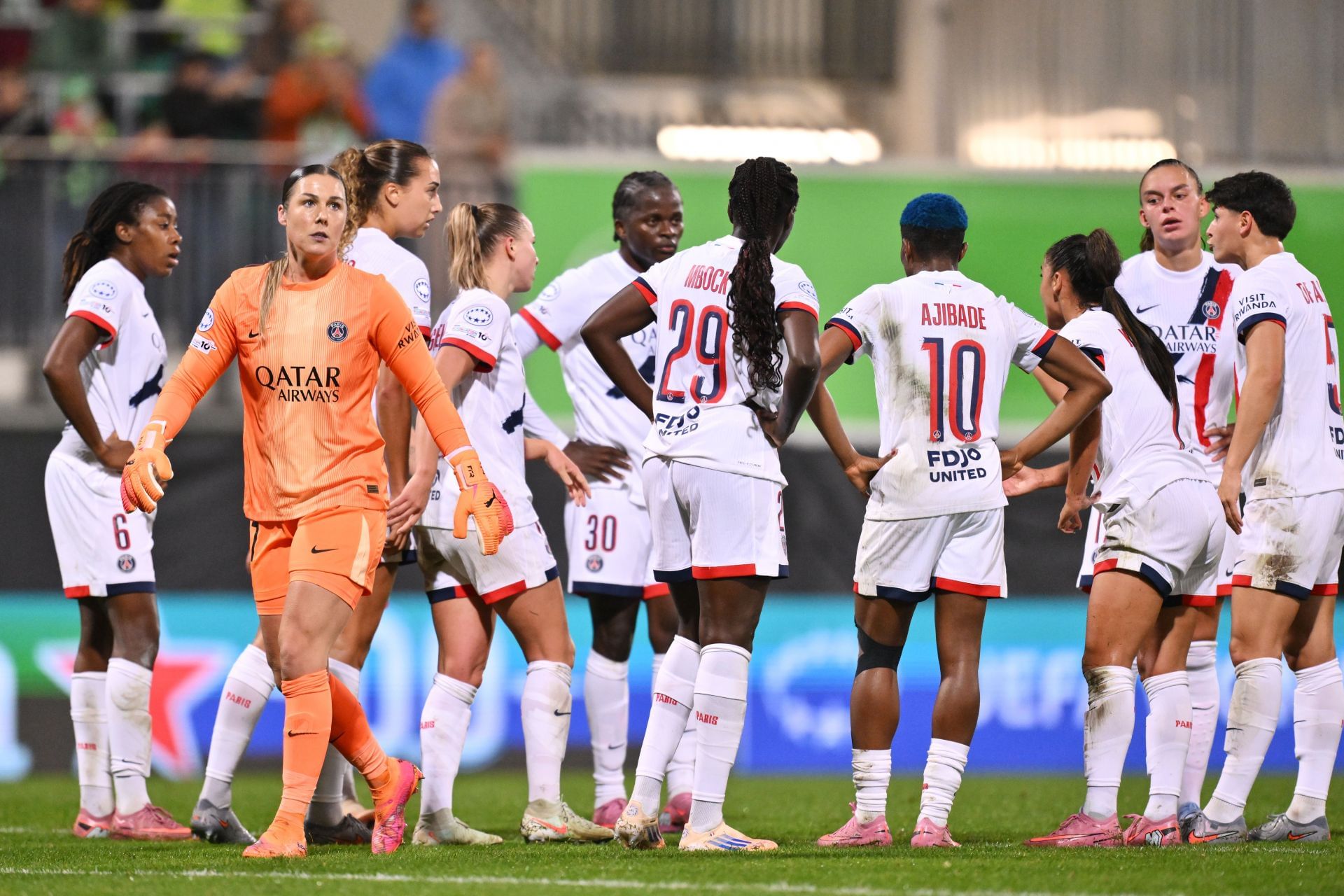 VfL Wolfsburg v Paris Saint-Germain - UEFA Women