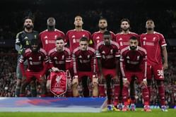 "Looks like he's forgotten how to play" - Liverpool legend slams 2 'passengers' in Reds line-up who won't help them win league title