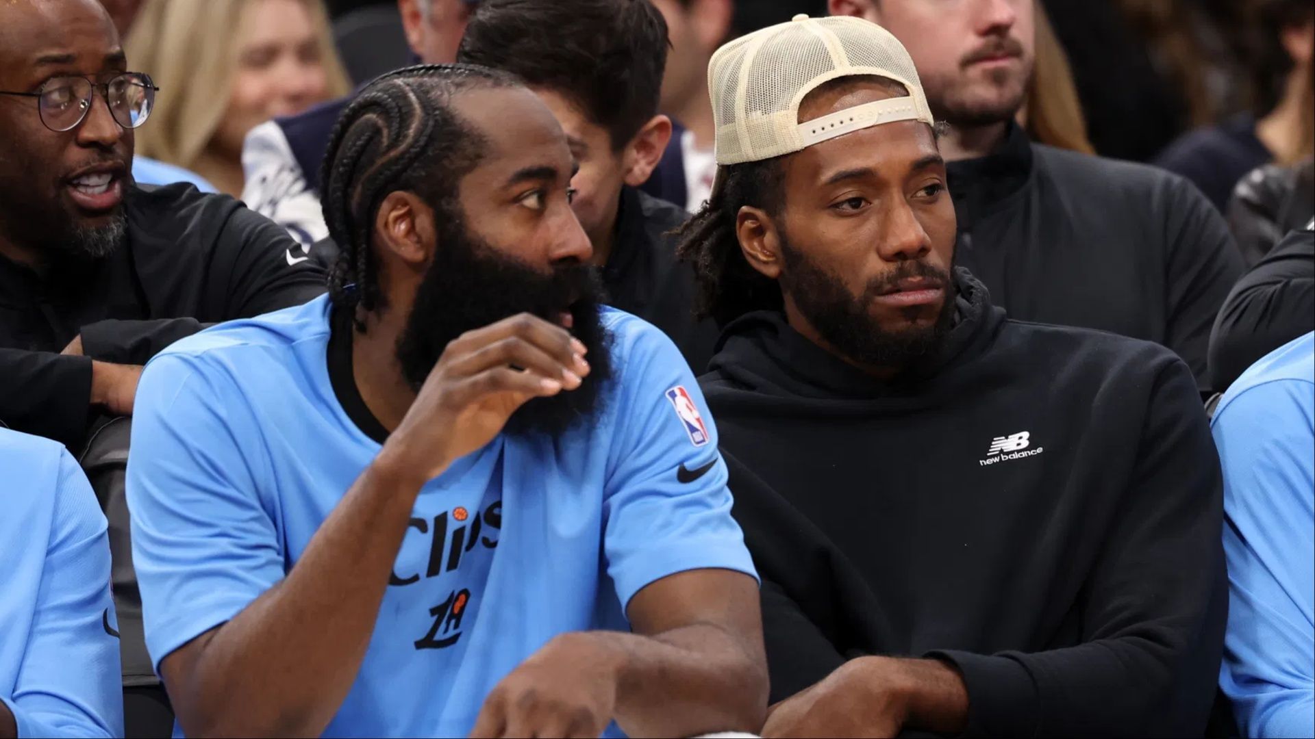 Fans in stitches over Clippers