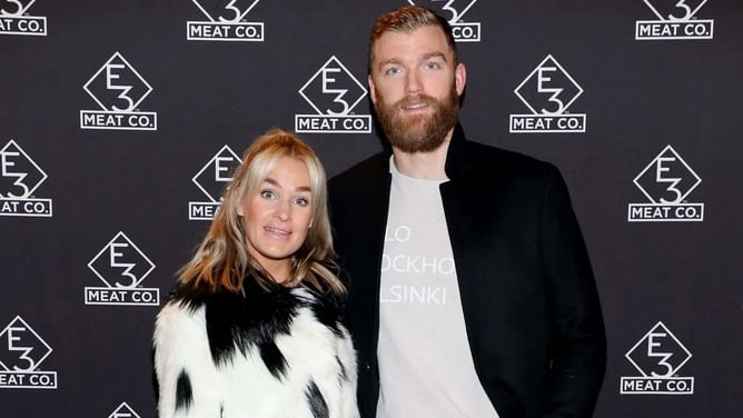 Mattias Ekholm's wife Ida "beyond thankful" to extend stay in Edmonton after hubby's three-year/$12M Oilers extension