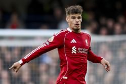 Ex-Chelsea midfielder accuses Liverpool star of 'blaming' and not helping Milos Kerkez amid struggle vs Manchester United