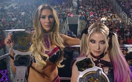 Unexpected SmackDown debut leads to Charlotte Flair & Alexa Bliss retaining the WWE Women's Tag Team Titles
