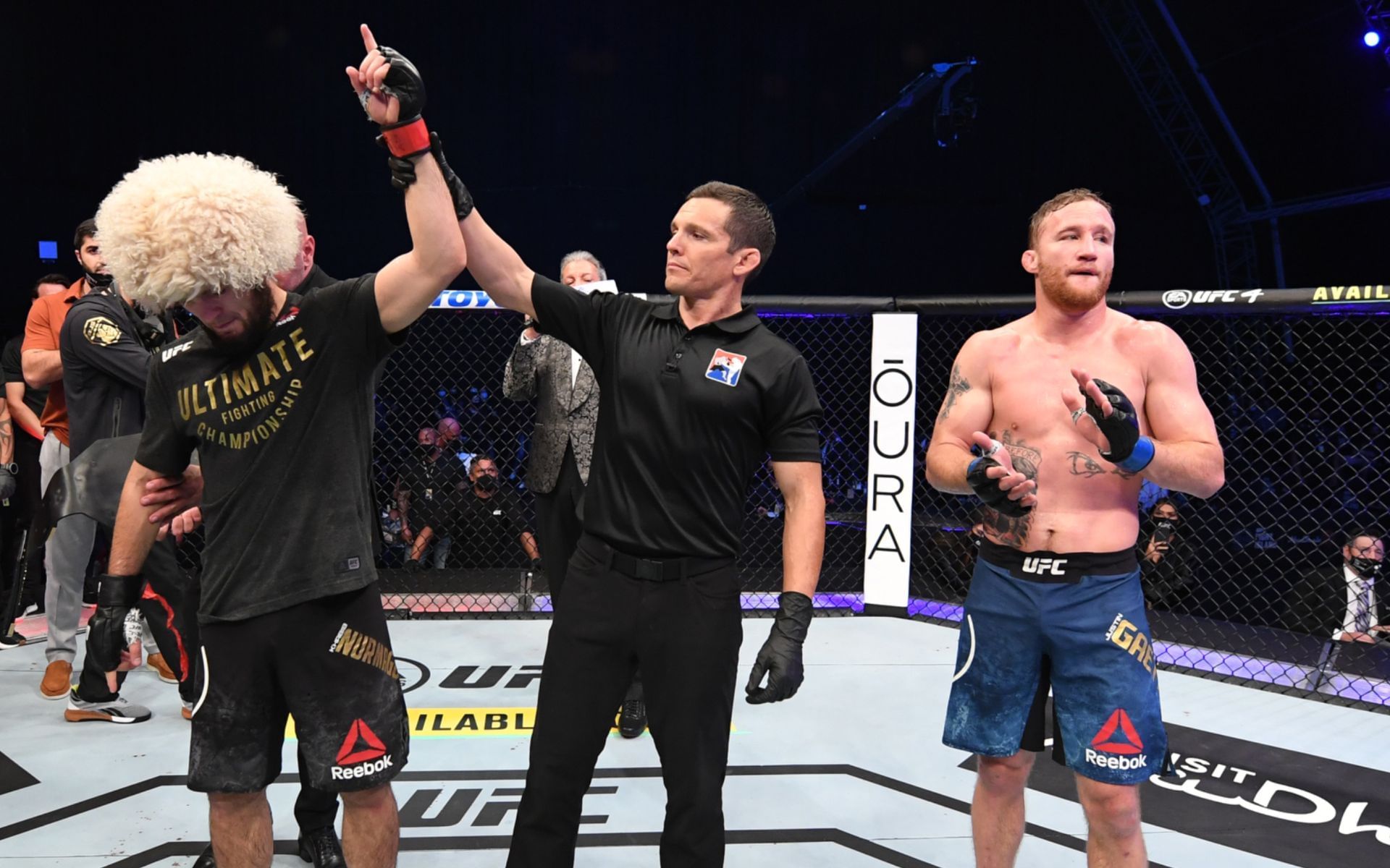 Justin Gaethje (right) on Khabib Nurmagomedov (left) praising his power. [Image courtesy: Getty Images]