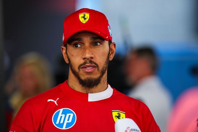 Lewis Hamilton reacts furiously to 10-second penalty after Max Verstappen incident at Mexico GP