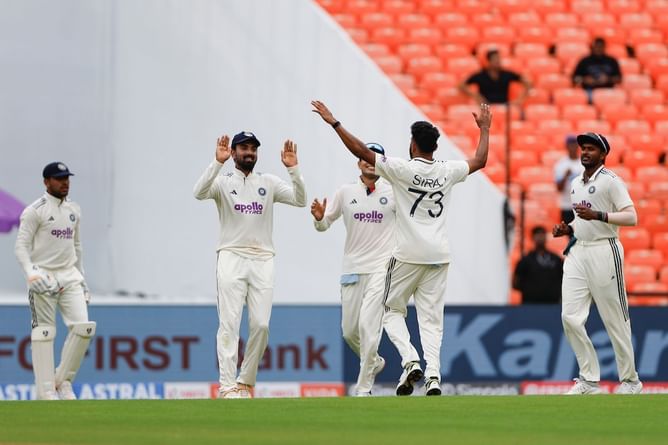 Mohammed Siraj strikes early to remove Tagenarine Chanderpaul for a duck on Day 1 of IND vs WI 2025 1st Test [Watch]