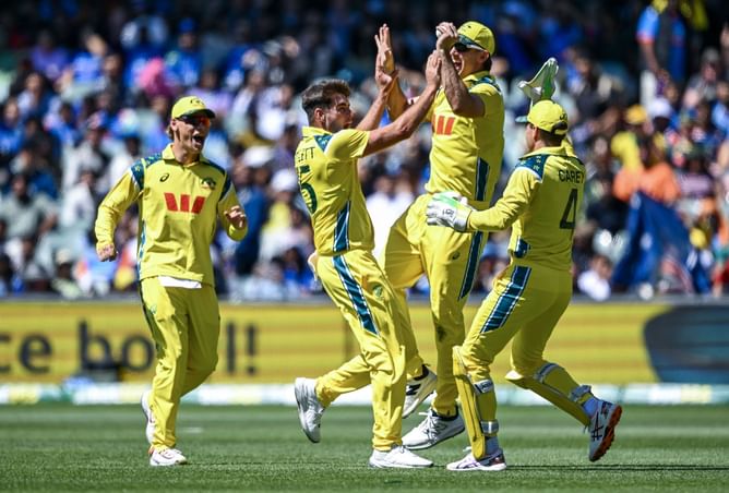 "Reminded me of Yuvraj Singh's cover drive" - R Ashwin's huge statement on Australian youngster after AUS vs IND 2025 2nd ODI