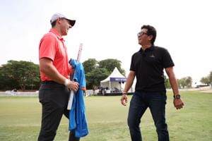 Rory McIlroy shares stage with Sachin Tendulkar at DP World India Championship, receives special gift from cricket legend